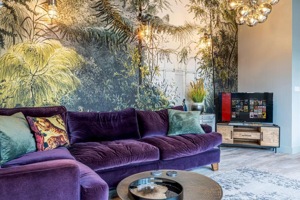 Style & Opulence In Georgian Chapel W Parking Apartment Бат Екстериор снимка
